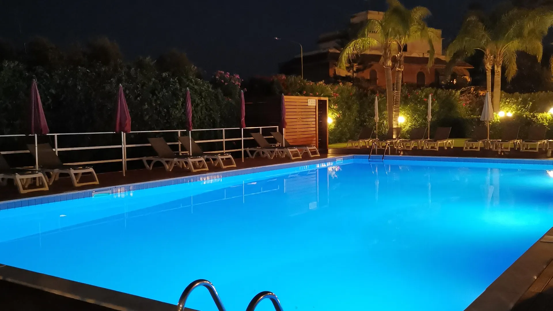 Residence Villa Giardini 3*, גיארדיני נאקסוס איטליה