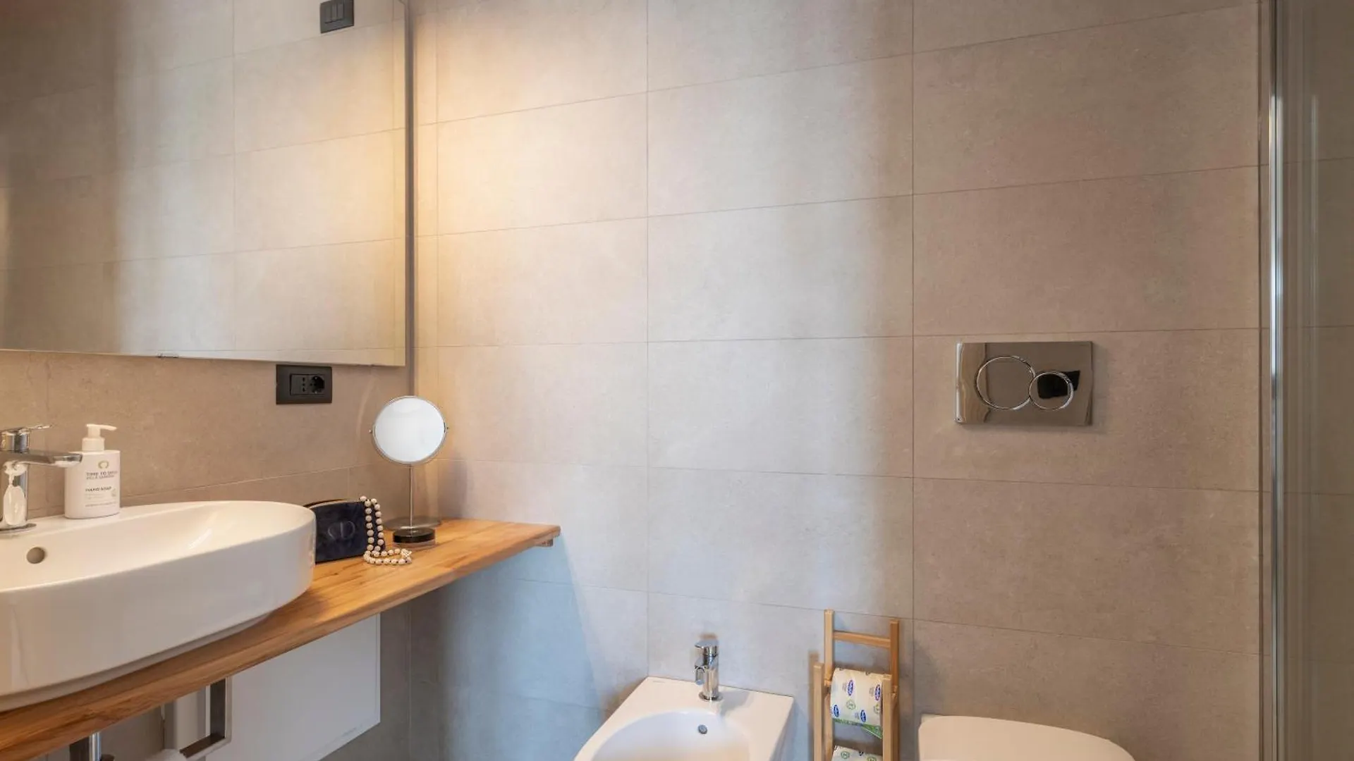 Residence Villa Giardini מלון דירות