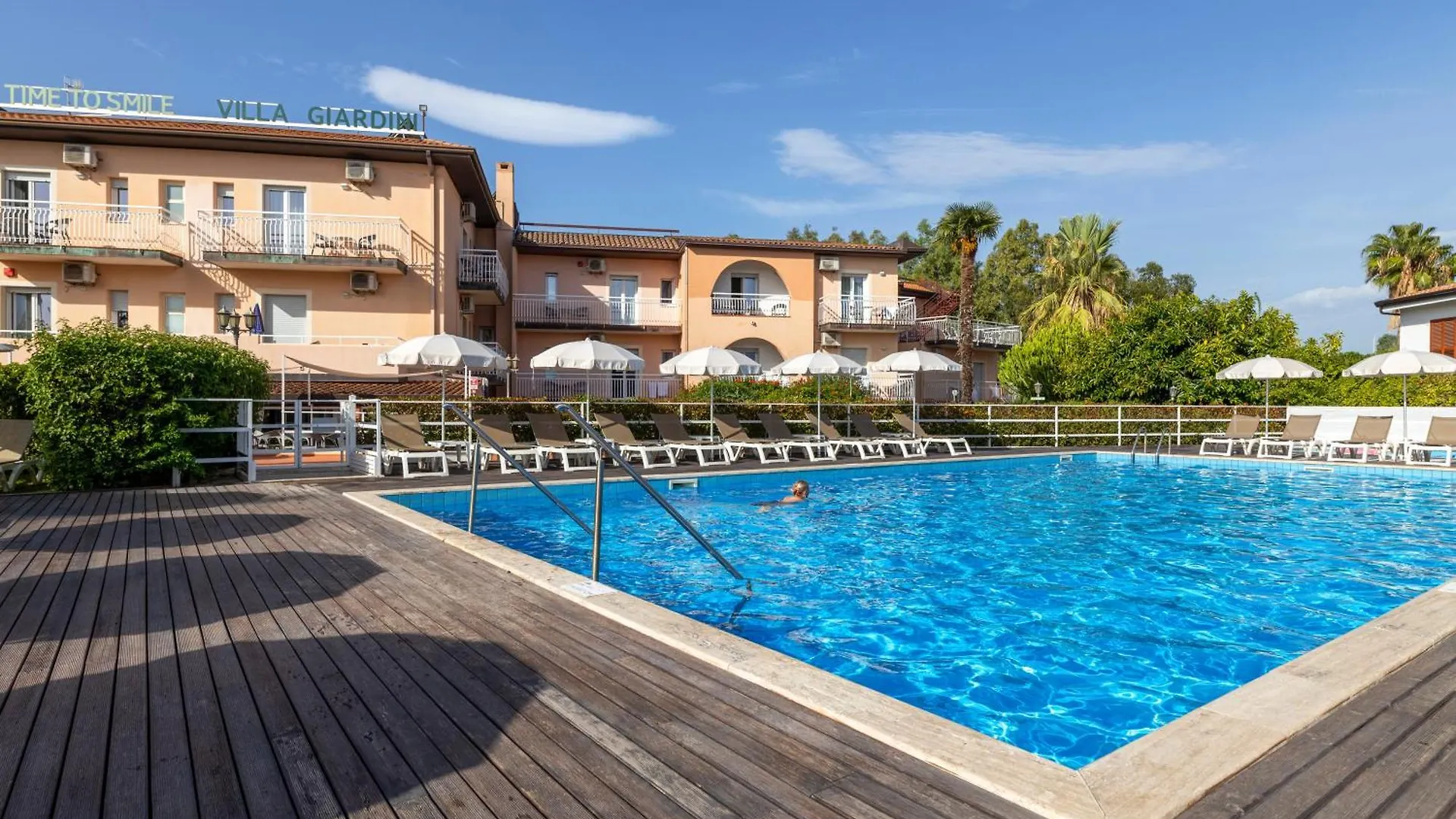 *** Aparthotel Residence Villa Giardini Italy